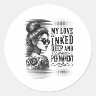 Vrouwen getatoeëerd alleenstaande vrouw geïnkt vro ronde sticker