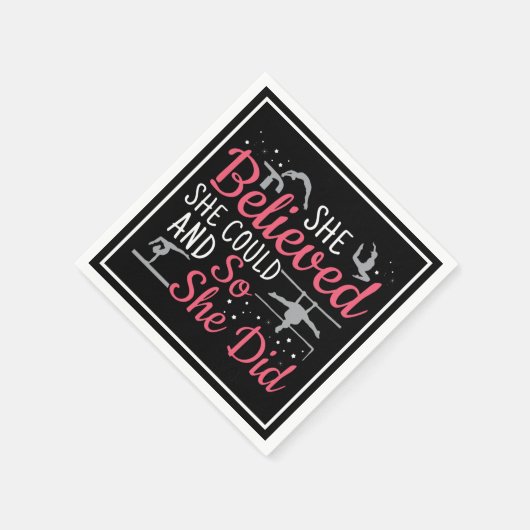 Vrouwen gymnastiek - ze geloofde dat ze kon servet (Hoek)