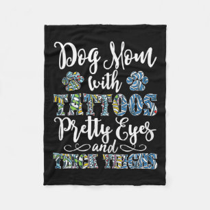 Vrouwen Hond Moeder Met Tatoeages Pretty Ogen En D Fleece Deken