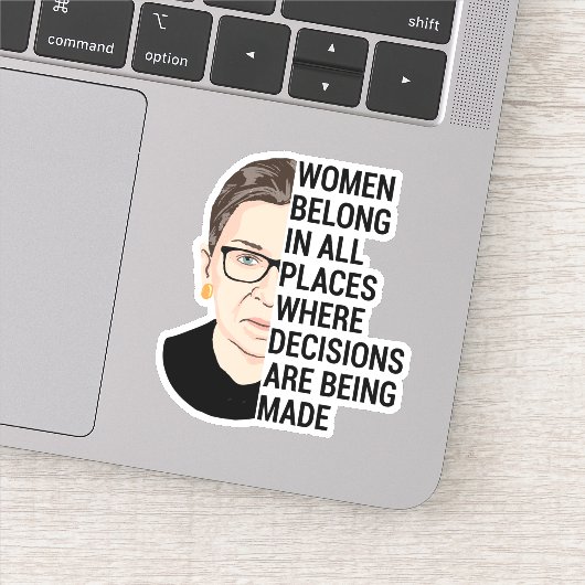 Vrouwen horen thuis op alle plaatsen waar beslissi sticker (Detail)