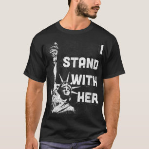 Vrouwen ik sta bij haar T-standbeeld van de vrije T-shirt