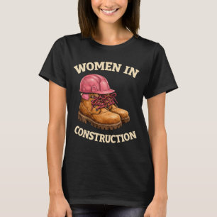 Vrouwen in bouwwerklaarzen en veiligheidshelm t-shirt