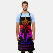 Vrouwen in chique schorten op een barbecue (Gedragen)