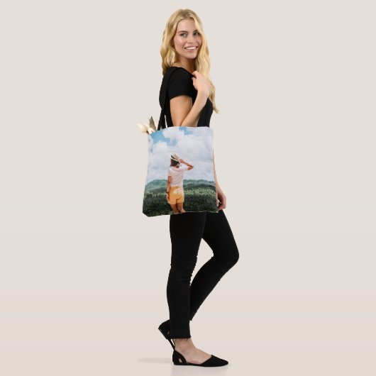 Vrouwen in de buurt van bomen tote bag (Op model)