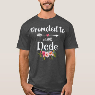 Vrouwen in de Floral Firs, promoot in de Dede Est  T-shirt