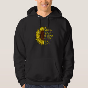 Vrouwen in een wereld vol oma's zijn een GG-famili Hoodie