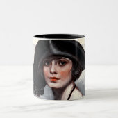 Vrouwen in geborduurde Blouse Tweekleurige Koffiemok (Center)