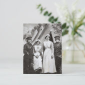 Vrouwen in oorlog, 1914-18 briefkaart (Staand voorkant)