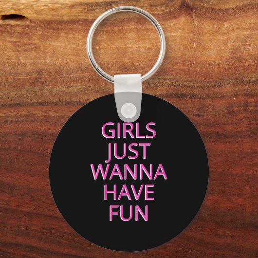 Vrouwen meisjes gewoon we hebben plezier v-hals sleutelhanger (Voorkant)