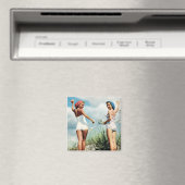  vrouwen met een kleine rekwisiet van 60 jaar magneet (Insitu (Vaatwasser))