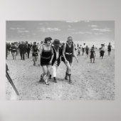 Vrouwen overtreden zwempak fatsoen wet c. 1923 poster (Voorkant)