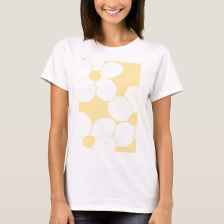 Vrouwen T-shirt met een botergele bloemenprint