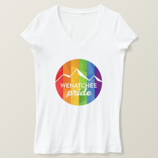 Vrouwen V-Neck Wenatchee Pride shirt