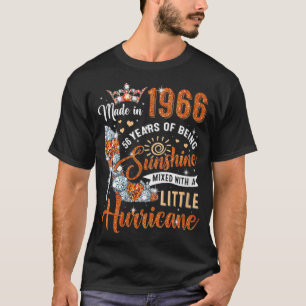 Vrouwen van 56 jaar oud in 1966 koningin dia t-shirt