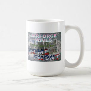 Vrouwen van de Luchtmacht verzorgen het thuisfront Koffiemok
