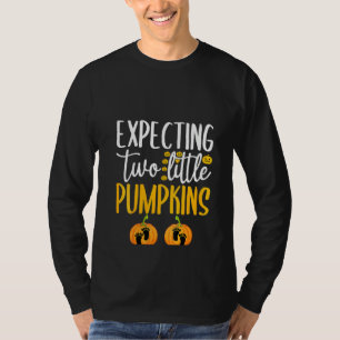 Vrouwen verwachten twee kleine pompoenen Halloween T-shirt