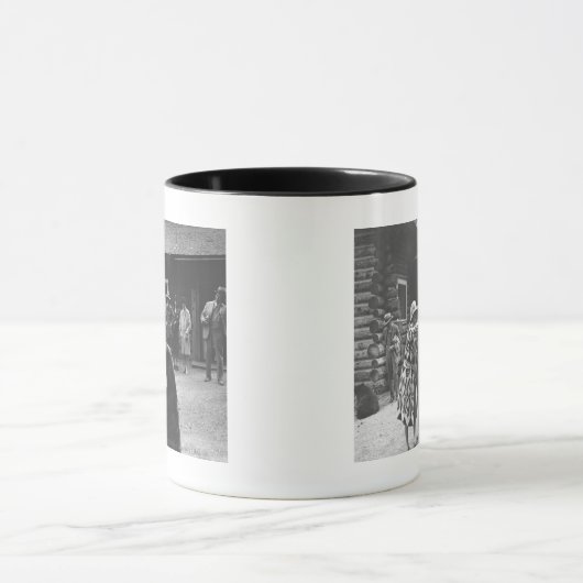 Vrouwen voeden beren. mok (Midden)