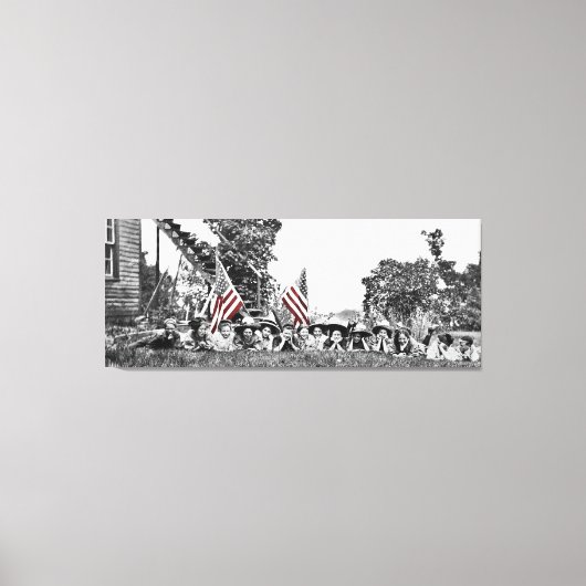 vrouwenCirca 1910 Patriottische Amerikaanse vlag Canvas Afdruk (Voorkant)