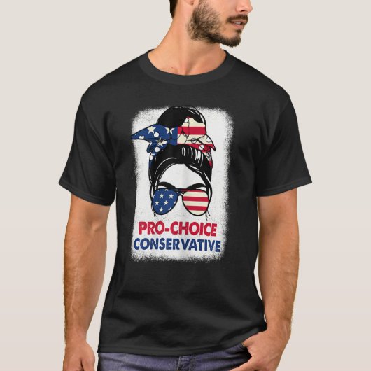 Vrouwenvrouwen Pro Choice Conservative Mind Uw O T-shirt (Voorkant)