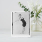  vrouwenzwemmer briefkaart (Staand voorkant)