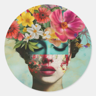Vrouwportret met modebloemen op het hoofd. ronde sticker