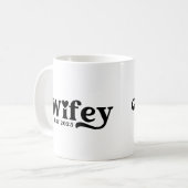 Vrouwtje Est 2025 Koffiemok (Voorkant links)