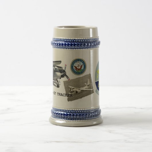 VS-32 squadron Bierpul (Center)