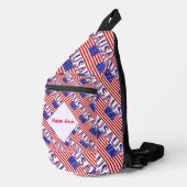 VS Amerikaanse Vlag Getegeld Rood Personalisatie Sling Bag (Rechterhoek)