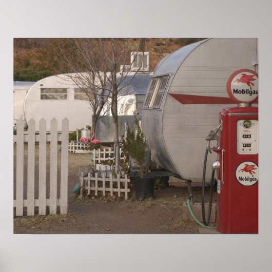 VS, Arizona, Bisbee: Shady Dell Motel, alles Poster (Voorkant)