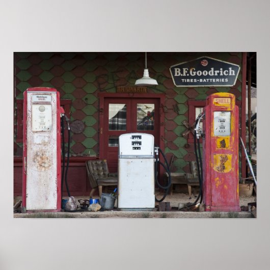 VS, Arizona. Chloride Ghost Town, oude benzinestat Poster (Voorkant)