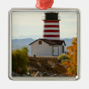 VS, Arizona, Lake Havasu City. Gezicht op West Metalen Ornament
