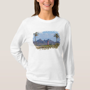 VS, Arizona, Lake Havasu City. Vuurtoren naast T-shirt