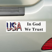 VS bedekt met Amerikaanse vlag In God vertrouwen w Bumpersticker (Op auto)