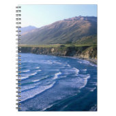 VS, Californië, Big Sur, baai langs Highway 1. Notitieboek (Voorkant)