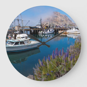VS, Californië. Gedoken boten op de baai van Morro Grote Klok