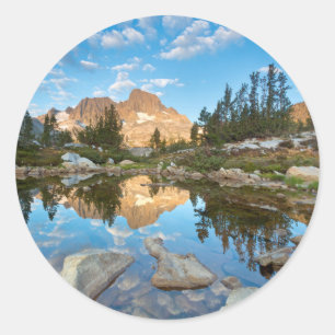 VS, Californië, Inyo National Forest. 2 Ronde Sticker