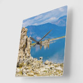 VS, Californië, Mono Lake South Tufa Reserve Vierkante Klok (Hoek)