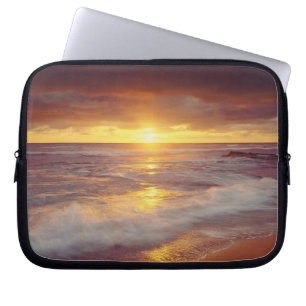 VS, Californië, San Diego. Sunset Cliffs strand Laptop Sleeve