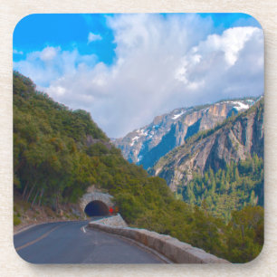 VS, Californië. Tunnel in de weg naar Yosemite Bier Onderzetter