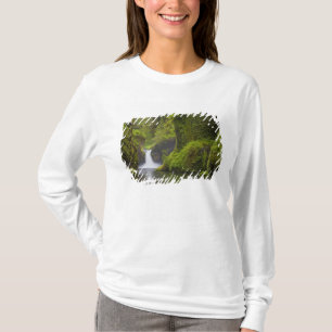 VS, Eagle Creek, Columbia Gorge, Oregon. 3 T-shirt