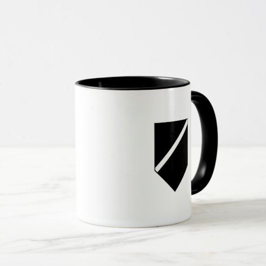 VS Ed Begley Jr., kapitein's mok (Voorkant rechts)