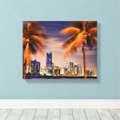 VS, Florida, Miami skyline bij schemering Canvas Afdruk (Insitu (Houten vloer))