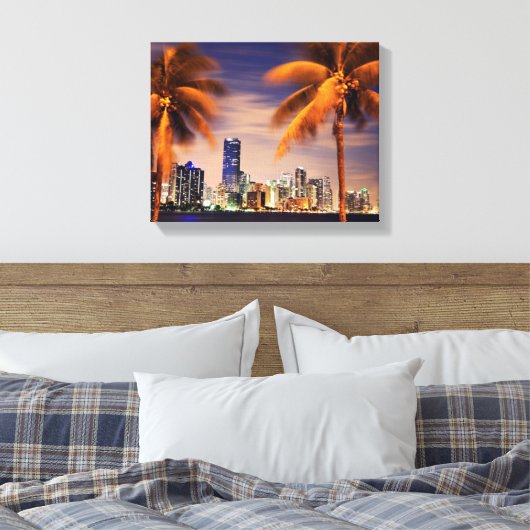 VS, Florida, Miami skyline bij schemering Canvas Afdruk (Insitu (Slaapkamer))