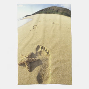VS, Hawaï, Maui, Makena Beach, voetafdruk en Theedoek