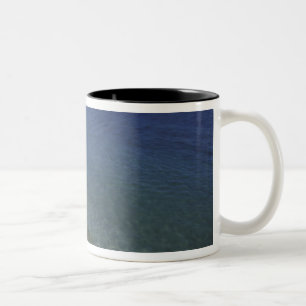 VS, Hawaï, Maui, Maui, Makena Beach, Tweekleurige Koffiemok