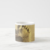 VS, Hawaii, Maui, Makena Beach, Footprint en Espresso Kop (Voorkant)