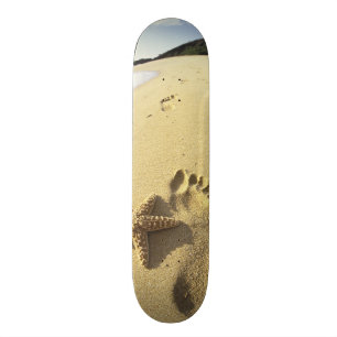 VS, Hawaii, Maui, Makena Beach, Footprint en Persoonlijk Skateboard
