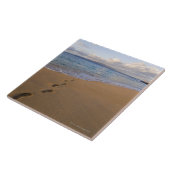 VS, Hawaii, Maui, Wailea, voetafdrukken op strand  Tegeltje (Zijkant)