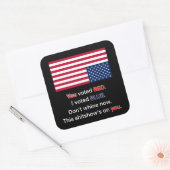 VS in nood Vierkante Sticker (Envelop)