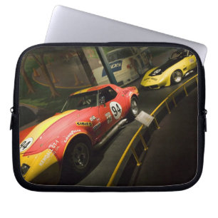 VS, Kentucky, Bowling Green: National Corvette 4 Laptop Sleeve